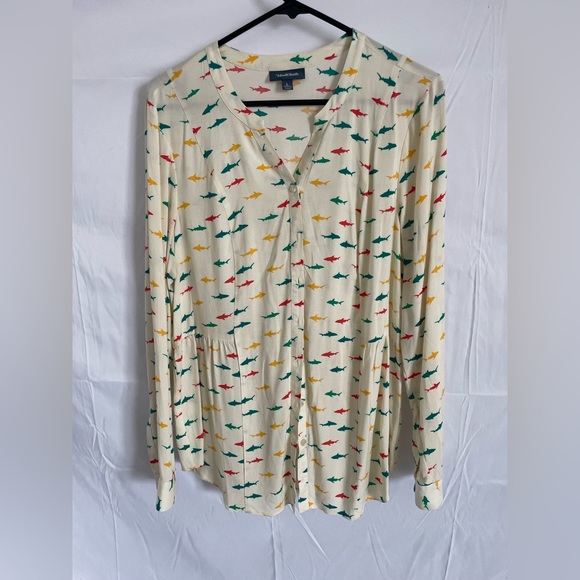 Modcloth Tops - Modcloth blouse with shark print size large